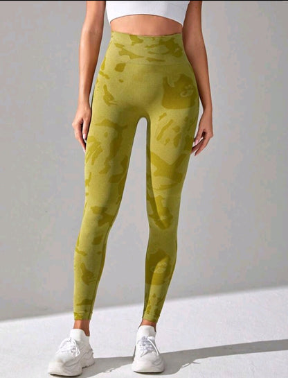 Leggings Deportivos con Estampado de Camuflaje EL02