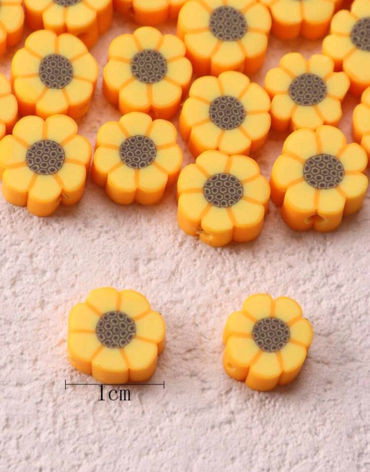 50 Piezas Cuentas de Arcilla con Forma de Girasol (932)