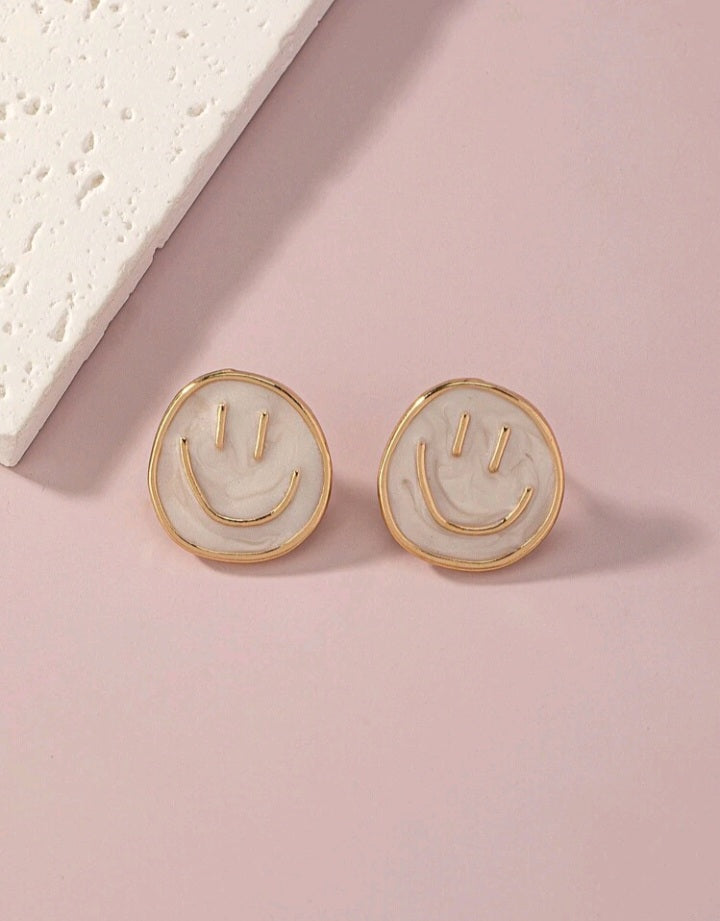 Aretes Planos con Diseño de Carita Feliz (301)