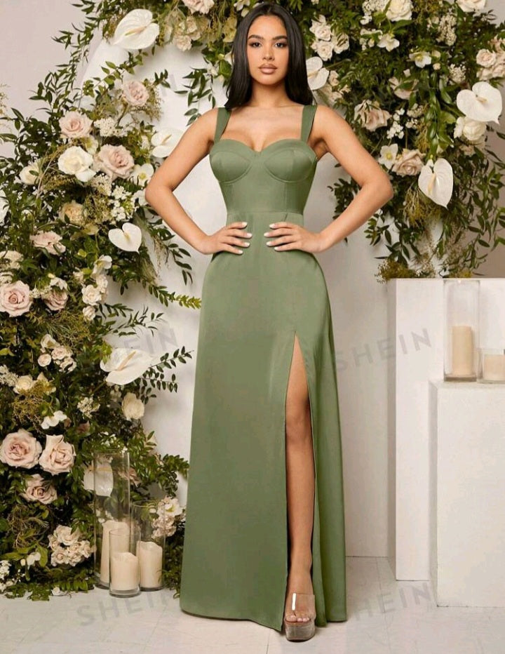 Vestido Bustier de Muslo con Abertura JE01