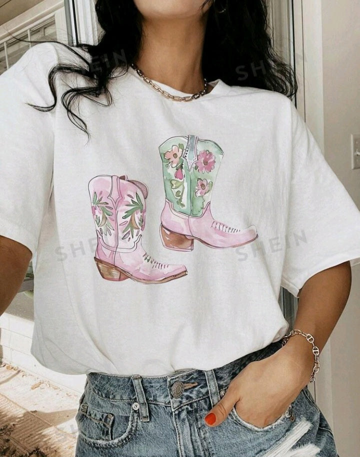 Camiseta Informal con Estampado de Botas JH02