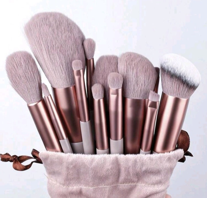 Set de 13 Brochas de Maquillaje GL010