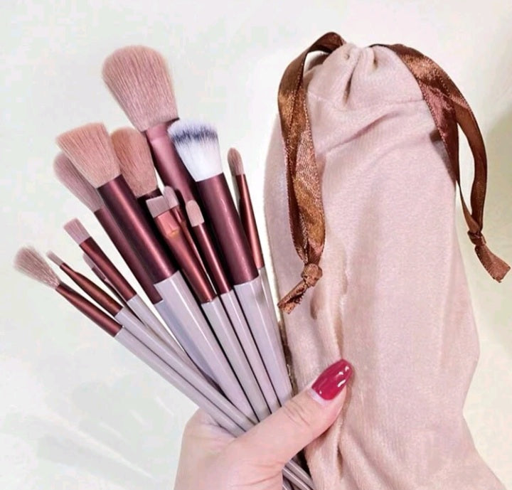 Set de 13 Brochas de Maquillaje GL010