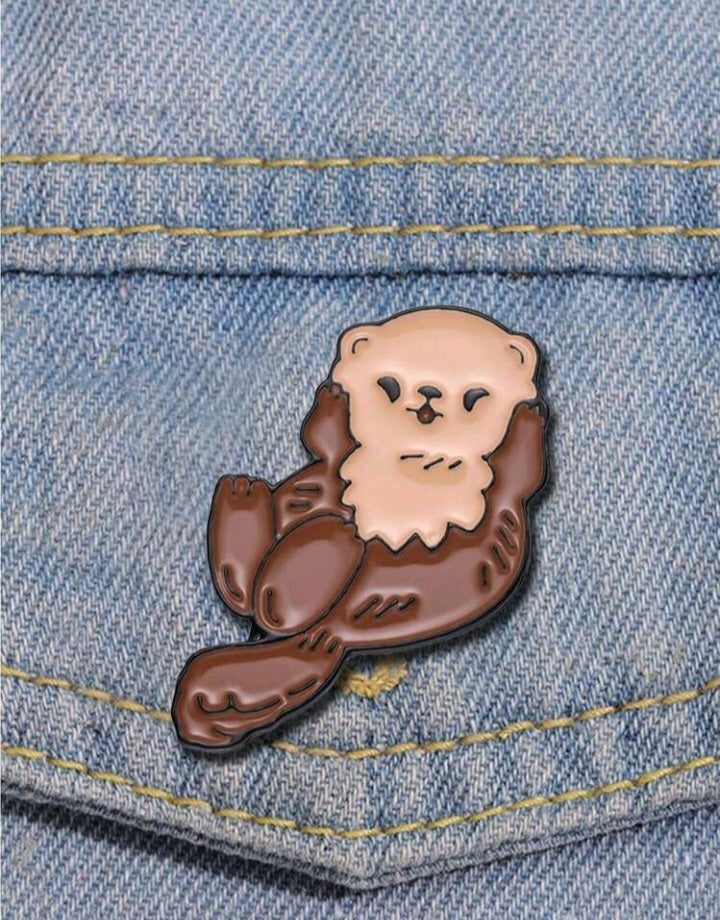 Broche con Diseño de Nutria JN06