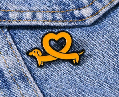 Broche de Perro Salchicha en Forma de Corazón JT01