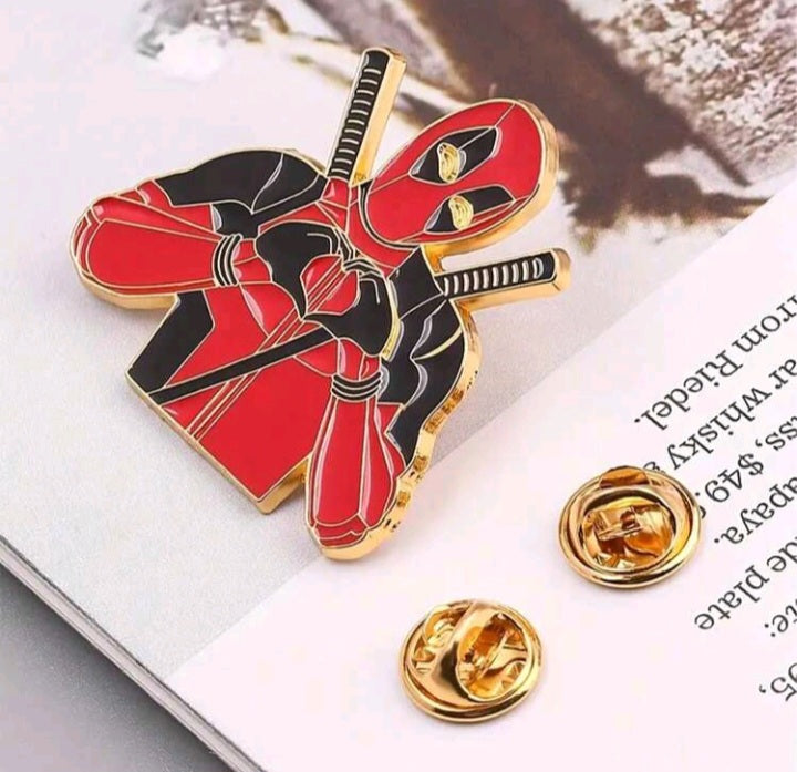 Broche con Diseño de Deadpool JU03