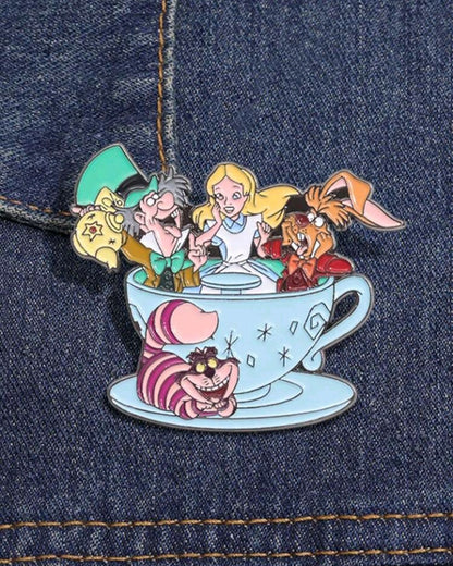 Broche de Taza de Té de Alicia en el País de las Maravillas JV03