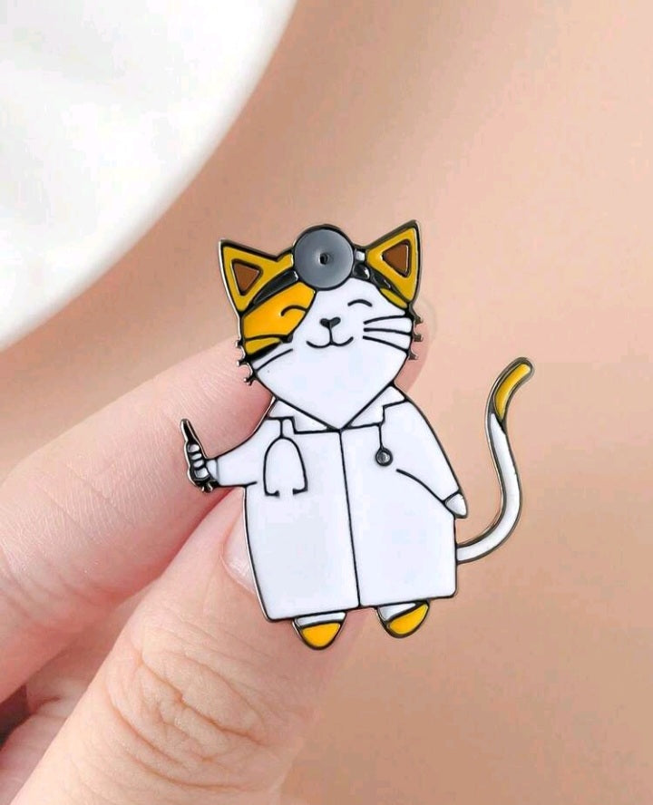 Broche de Gato Médico LC01