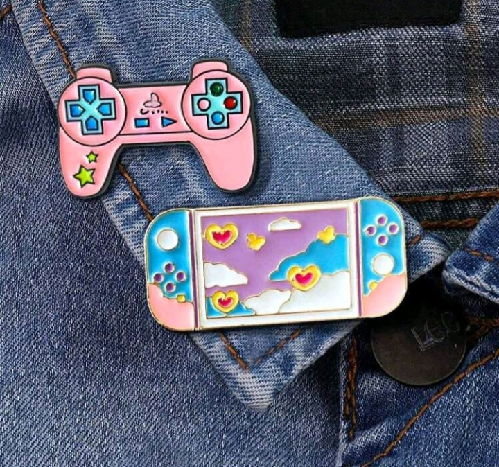 Broche con Diseño de Videojuegos LC010