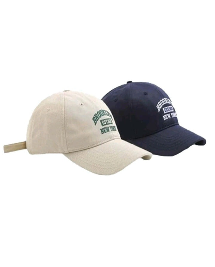 Set de 2 Gorras de Béisbol con Bordado de Letras LF03