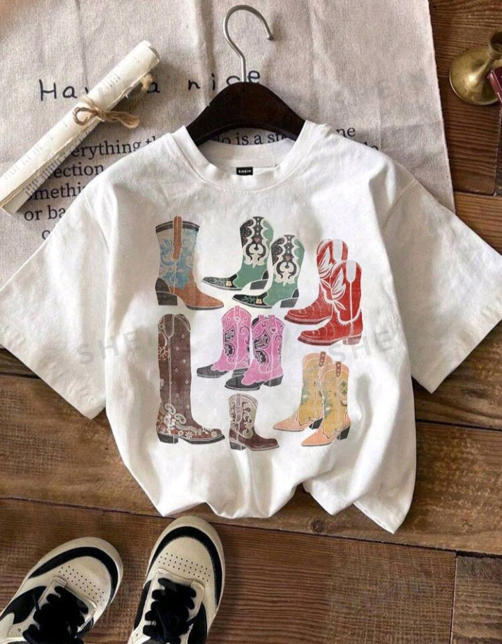 Camiseta con Estampado de Botas Vaqueras LS010